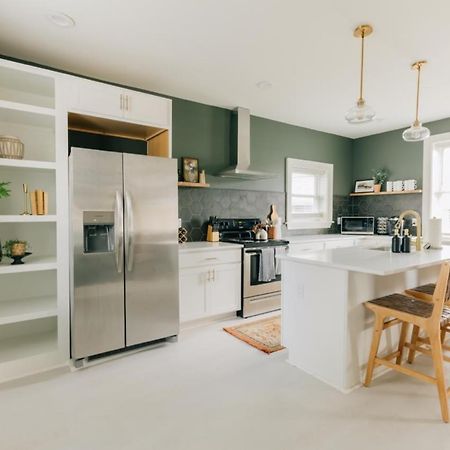 Newly Renovated Vintage Inspired Large 4 Bedroom Home Mount Joy Eksteriør bilde