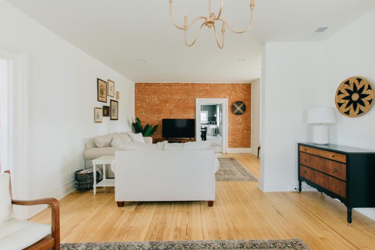Newly Renovated Vintage Inspired Large 4 Bedroom Home Mount Joy Eksteriør bilde